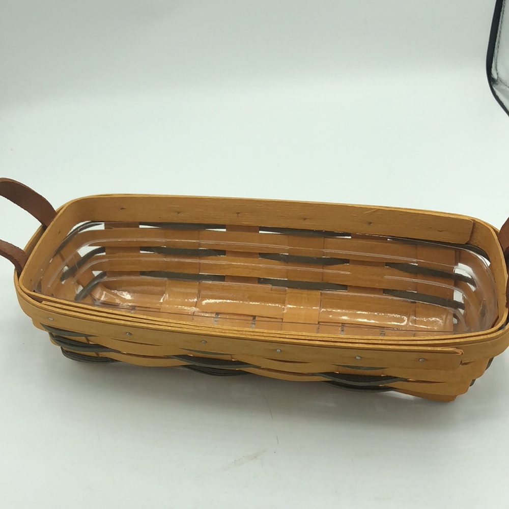Longaberger Bread Basket 1997 W/Plastic Inserts & Leather handles 11 X 5 inches